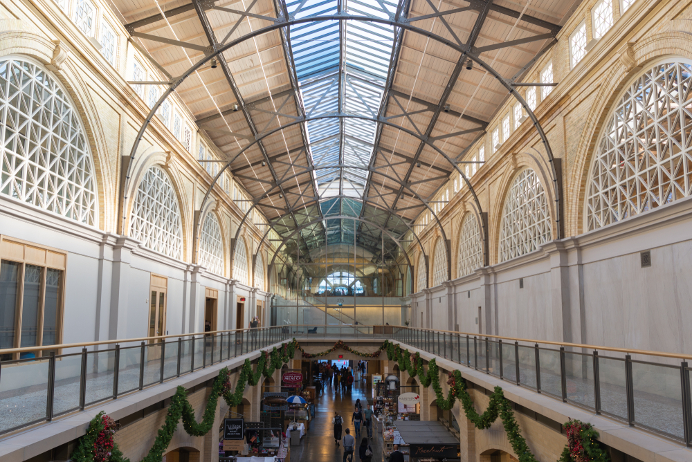 Location: San Francisco Ferry Building, San Francisco, CaliforniaMoulding Highlights: Second floor detailing and inside many first floor retail stores