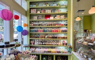 Location: Miette, Marin County, CaliforniaWood Highlights: Moulding with duo grooves placed at edge of S4S shelving at front with wallcovering at back, aligned edges, and crown moulding stacked above