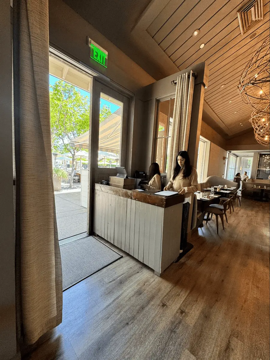 Location: Solbar, Calistoga, California, Wood Highlights: Interior moulding design and architectural moulding at interior reception desk
