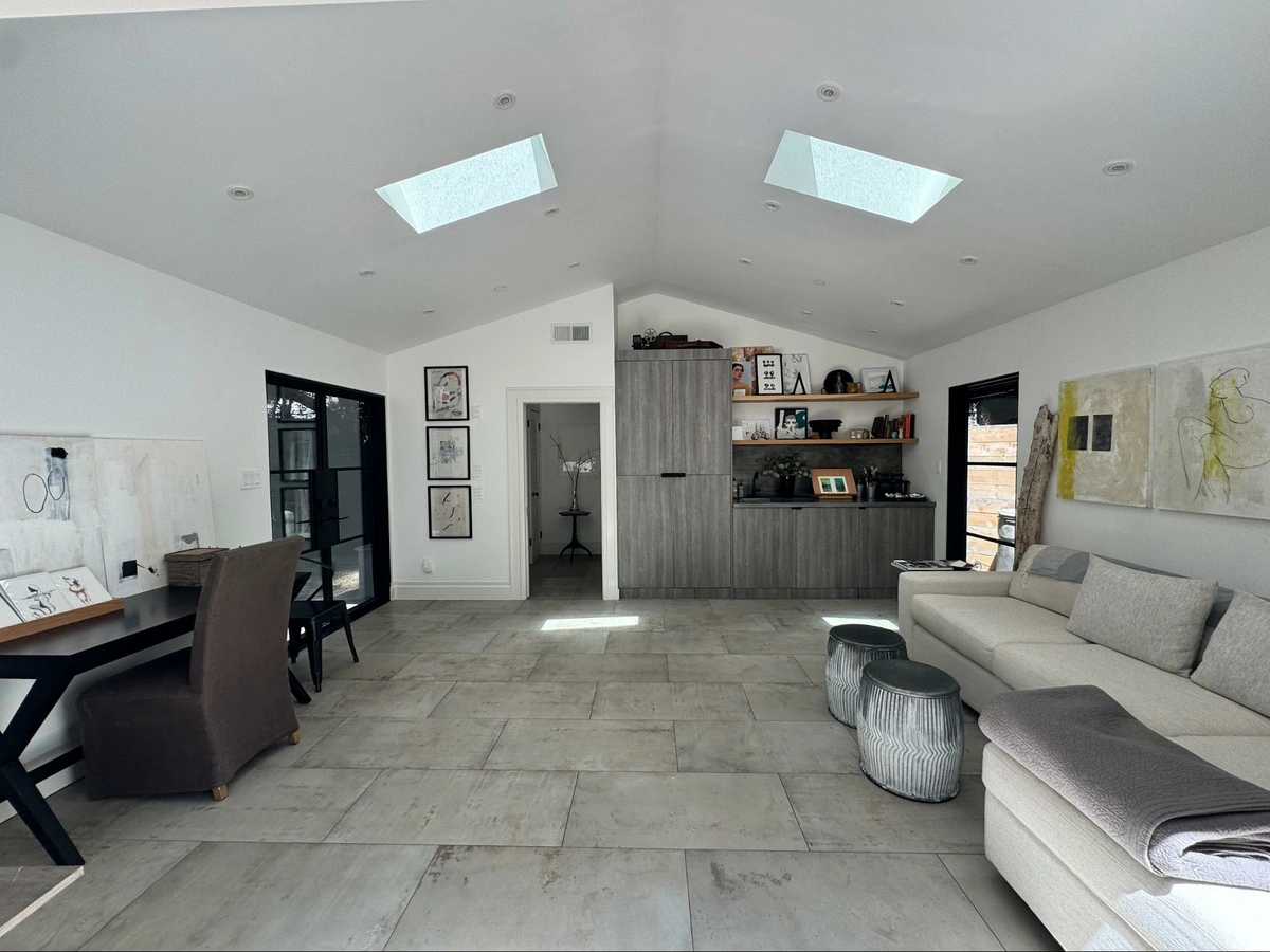 Photo credit: Metaphor Design, Location: Marin County, California, Wood Highlights: White oak floating shelves, S4S (surfaced four sides), painted baseboards, and painted door casing