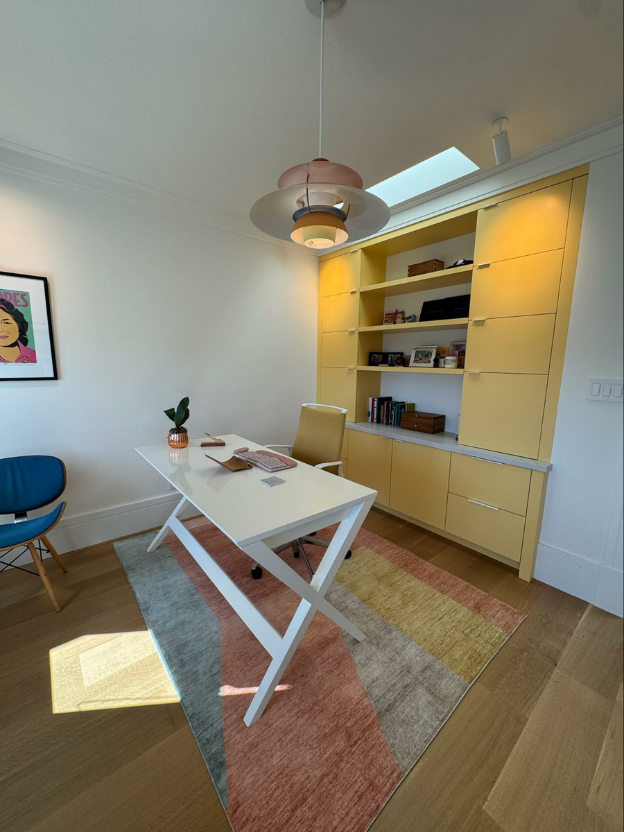 Location: San Francisco, California, Wood Highlights: Bespoke design trim details (baseboards, crown moulding) seen throughout painted in white support the unique moments of vibrant and stimulating features, creating a calm supporting thread that's both subtle yet prominent.
